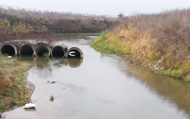 Amendă record pentru distribuitorul de apă britanic Thames Water din cauza deversării repetate de ape uzate