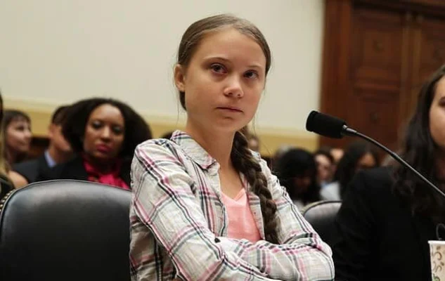 Nava umanitară în care se află şi activista Greta Thunberg şi care urma să ajungă în Gaza, interceptată de autorităţile israeliene /  „Legătura a fost pierdută cu Madleen. Armata israeliană a abordat ambarcaţiunea”