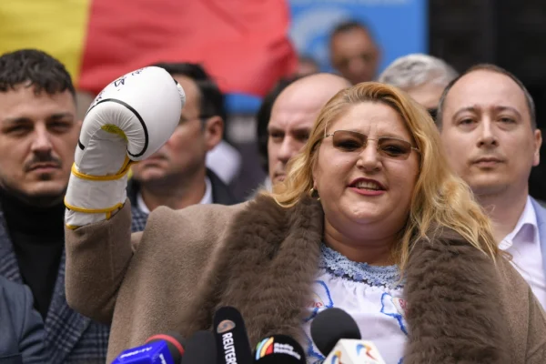 S.O.S România nu participă la consultările cu Nicușor Dan, pentru numirea premierului. Şoşoacă: „Nu vă recunoaştem ca preşedinte al României!”