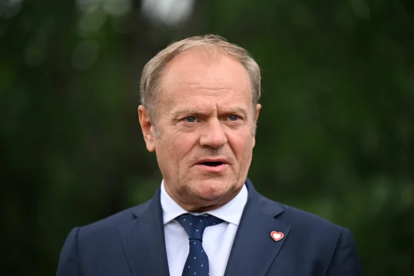 Guvernul premierului polonez Donald Tusk cere miercuri un vot de încredere în Parlament, după eșecul de la alegerile prezidențiale