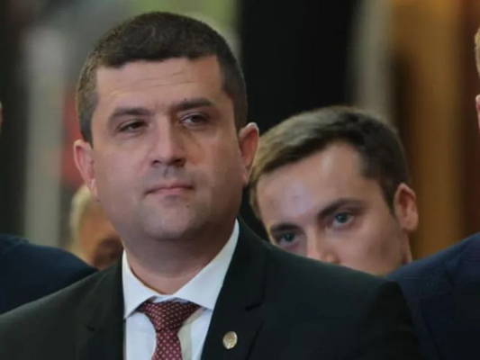 Ministrul Economiei acuză presiuni asupra sa: Când deranjezi niște interese în statul român, superi