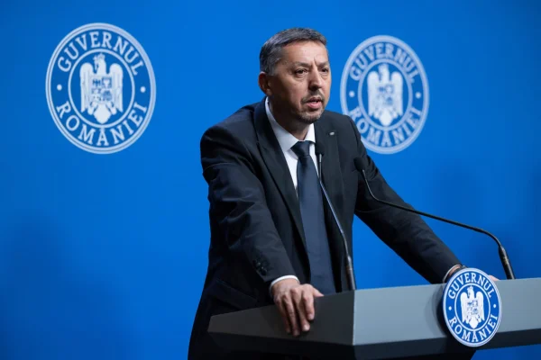 Ministrul Daniel David propune ca inspectorii școlari generali să vină și să plece cu ministrul și programul de guvernare