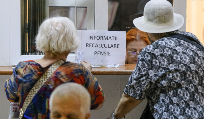 Îngheţarea pensiilor şi salariilor trebuie respectată de Guvernul Bolojan, spune Nicușor Dan