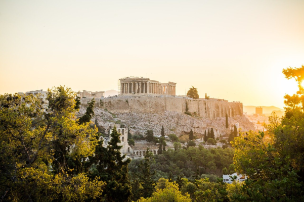 Grecia, sub unul dintre cele mai puternice valuri de căldură din ultimii ani. Urmează temperaturi de peste 43 de grade Celsius