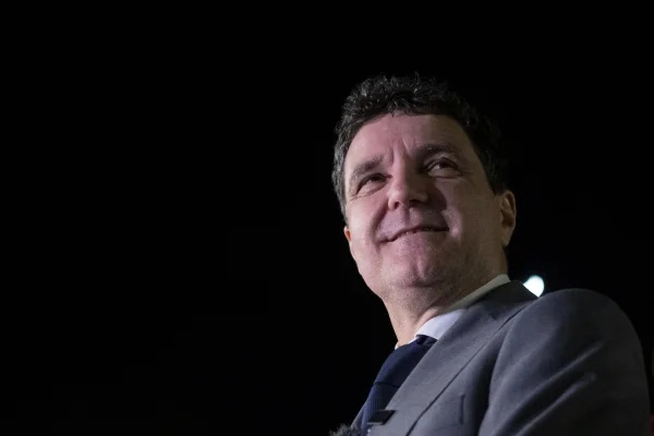 Oficial! USR anunță că îl susține pe Nicușor Dan în turul al doilea al prezidențialelor