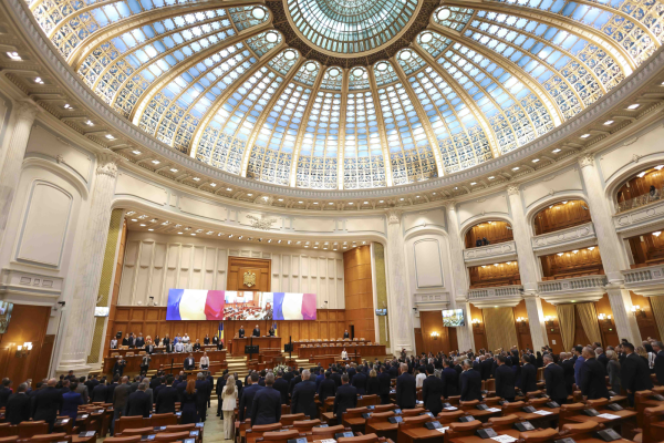 Agitație în Parlament, la avizarea candidaților la funcția de judecător CCR. Dan Tanasă (AUR): Aţi înnebunit complet
