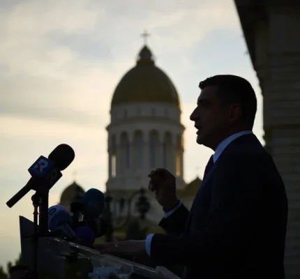 George Simion șochează România: Le-a spus francezilor că ar susține restaurarea monarhiei