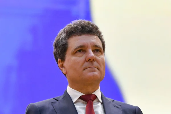SOLICITĂRILE lui Nicușor Dan: Vrea să aleagă personal șefii SERVICIILOR și șefii parchetelor / Războiul cu “rechinii imobiliari” se mută la Cotroceni