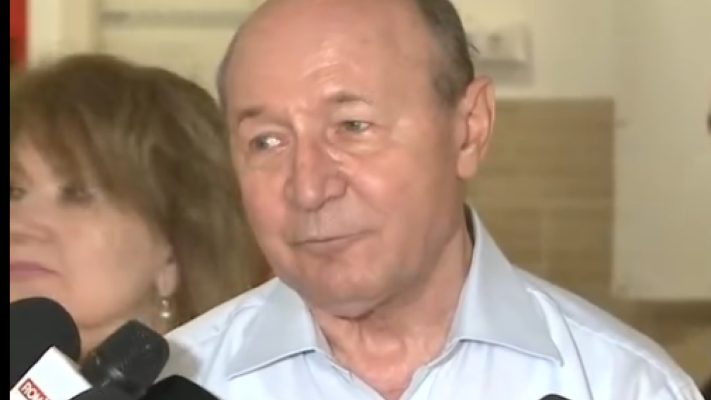 Noi detalii despre starea de sănătate a lui Băsescu. Următoarele zile sunt cruciale