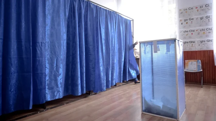 AEP: Începe campania electorală pentru turul al doilea. Ce nu au voie să facă cei doi candidați rămași în cursă