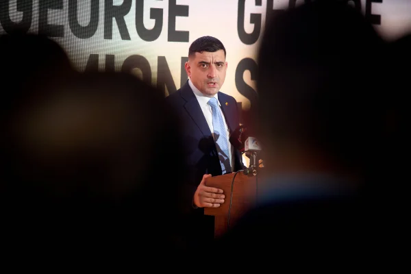 Simion il lauda pe Cristoiu: „Nicusor Dan nu este presedintele Romaniei, ci al Ucrainei”. Liderul AUR cere si sa fie taiate toate ajutoarele pentru Moldova