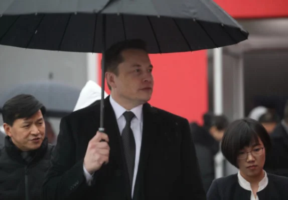 AKTUAL24 | Italia a suspendat discuțiile pentru un contract de 1.5 miliarde de dolari cu Starlink