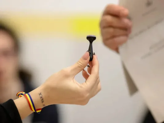 Comunicat oficial MAE: Acuzațiile privind votul în diaspora sunt false și subminează alegerile