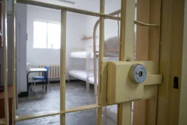 Sindicaliştii din penitenciare reclamă numirea netransparentă a şefilor, ”pe criteriul pilelor, relaţiilor şi cunoştinţelor” şi cer ”curăţenia în profunzime a Poliţiei Penitenciare”
