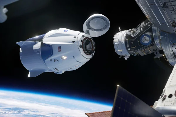 Elon Musk ar putea lăsa NASA fără capsula sa spațială Dragon