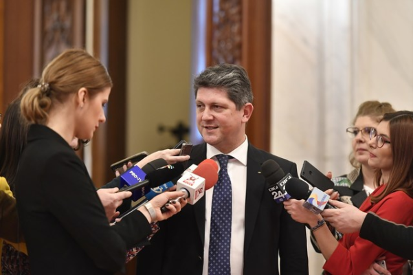 Titus Corlăţean, senator PSD, despre schimbarea de ambasadori: E un întreg ciclu care se termină toamna asta. Va trebui evitată tentaţia politizării, trebuie trimişi meseriaşi