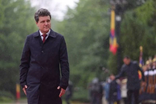 Nicuşor Dan, despre profilul viitorului director al SRI: Cineva care a lucrat cu oamenii, are experienţă profesională şi cineva din zona civică