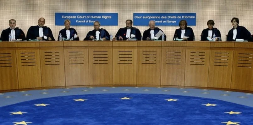 CEDO condamnă Italia pentru violenţe ale poliţiei împotriva unui avocat stagiar la o manifestație anti-globalizare din 2001