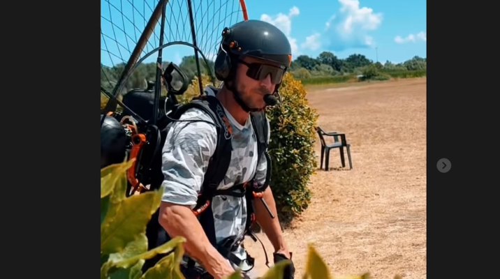 Presa italiană, după decesul lui Felix Baumgartner: Cine e Mihaela Rădulescu? / Probleme tehnice la motodeltaplan, prima ipoteză pentru producerea accidentului / Tânăra care a fost lovită de aparatul de zbor al austriacului nu are răni grave
