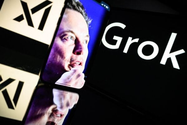 Inteligenţa artificială Grok a lui Elon Musk şterge elogiile pentru Hitler, dar va fi raportată de Polonia la UE