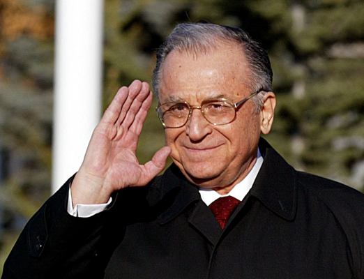 Ion Iliescu: Nu mi-a fost frică de viață și poate tocmai asta face ca relația cu moartea să fie una decentă. Faptul că nu am avut acces la social media mi-a prelungit viața