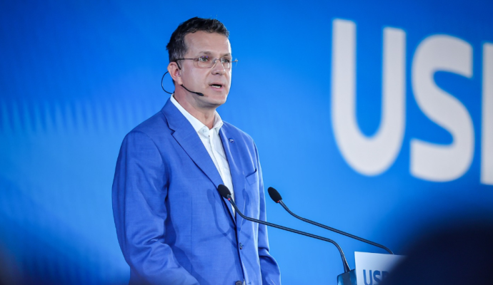 Ionuț Moșteanu: „Susținem tăieri reale de cheltuieli ale statului, combaterea risipei și eliminarea privilegiilor”