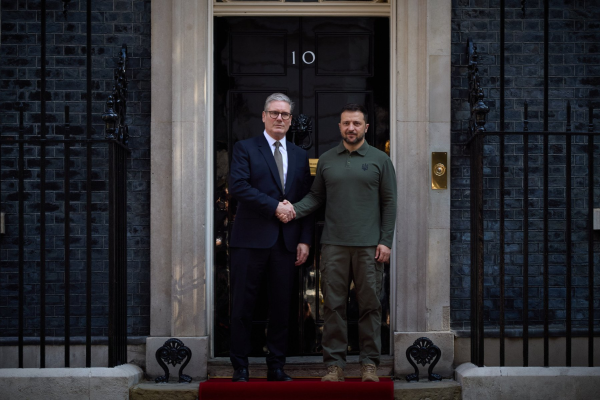 O întâlnire a „coaliției doritorilor” pentru sprijinirea Ucrainei ar putea avea loc în „câteva zile” la Roma, anunță Volodimir Zelenski după o discuție cu premierul britanic Keir Starmer