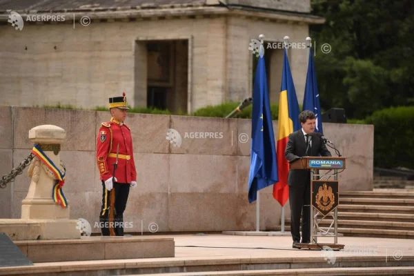 Ziua Eroilor/Nicușor Dan: Avem datoria să ducem mai departe o țară demnă, unită și respectată