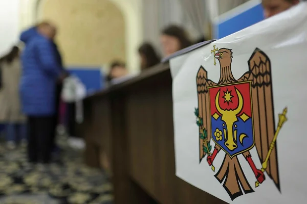 Artiști și alte personalități publice din Republica Moldova vor candida la alegerile parlamentare pe listele partidului PAS, controlat de Maia Sandu. Nicolae Botgros: ”Am văzut și știm cum trăiește lumea în UE, și de aceea, vrem să aducem Europa acasă, să trăim frumos, să putem face lucruri minunate”