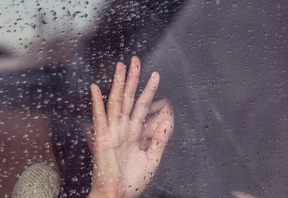 Peste 61.000 de cazuri de violenţă domestică au fost înregistrate în prima jumătate a anului, anunţă Poliţia Română