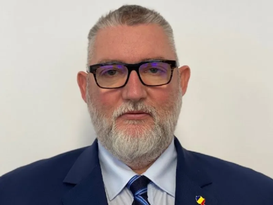 35.000 lei/lună, salariul pentru directorul unei instituții din guvern cu pierderi de milioane