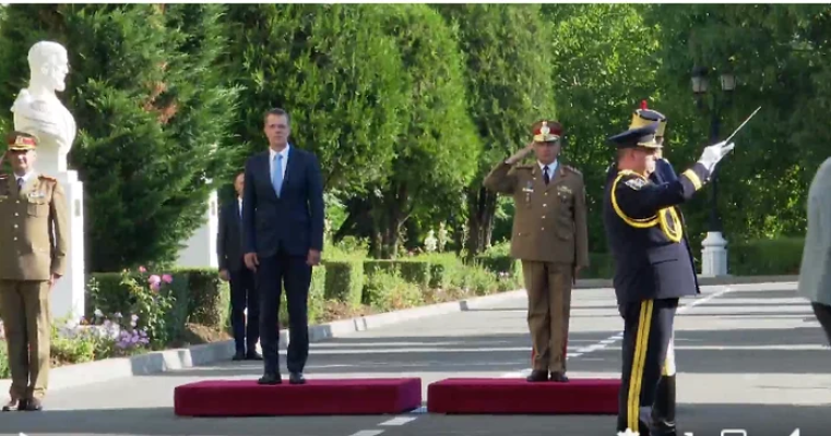Ionuț Moșteanu, învestit în funcția ministru al Apărării Naționale. Ceremonie la Sediul MApN