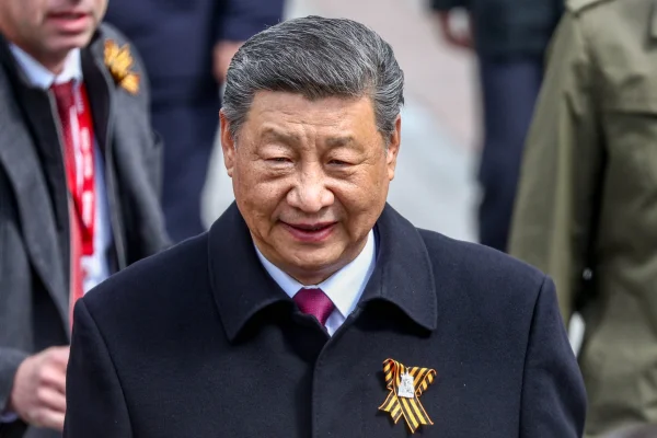 Xi Jinping îl felicită pe Nicușor Dan pentru victoria în alegerile prezidențiale: China dorește aprofundarea relațiilor cu România