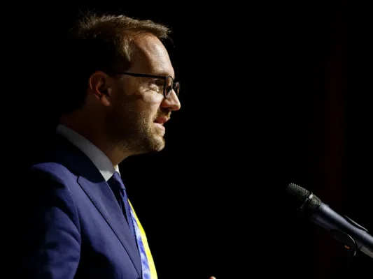 BREAKING Dominic Fritz, ales președinte al USR din primul tur, cu 67% din voturile exprimate