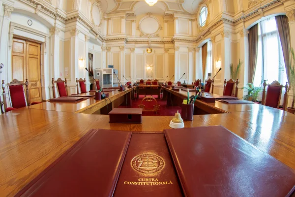 Biroul permanent al Senatului a declanșat procedura de alegere a unui judecător la CCR din partea sa