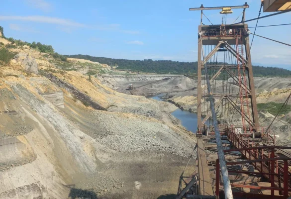 Ministerul Energiei: Nu au existat persoane rănite în urma alunecărilor de teren de la cariera Tismana. Perimetrul minier va fi repus complet în funcţiune în cel mai scurt timp