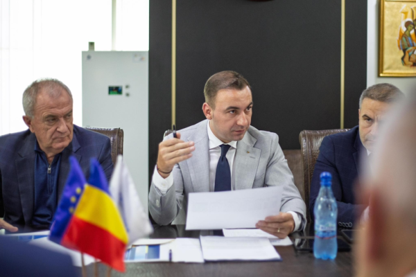 "O aberație". Reacția ministrului Energiei la "sporul de femeie" primit și de bărbații dintr-o companie de stat. "Mi-a ajuns la mapă"