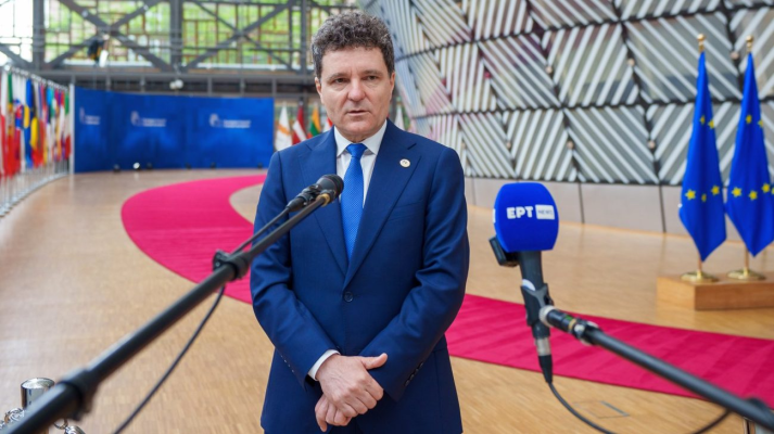 Nicușor Dan l-a numit pe Dacian Dragoș judecător la CCR din partea Administrației Prezidențiale