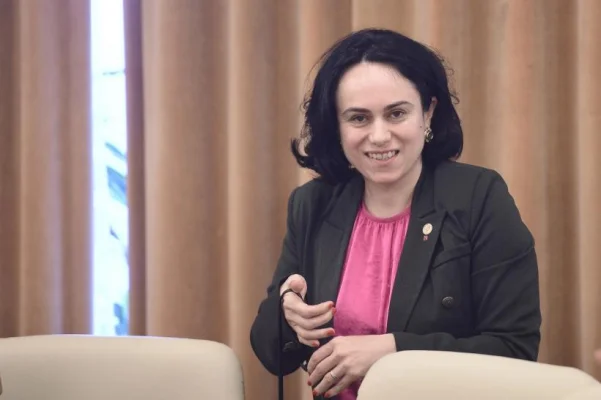 Anunț important despre recalcularea pensiilor. „Suntem aproape de finalizare, iar fiecare dosar a fost luat la mână de minimum trei ori”