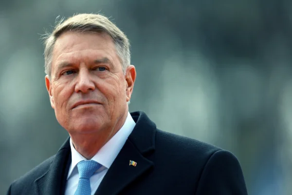 De ce ajung românii să urască rapid liderii politici? Criza de încredere explicată de un cercetător în științe politice: „Iohannis a ajuns să fie mai puțin popular decât Putin”