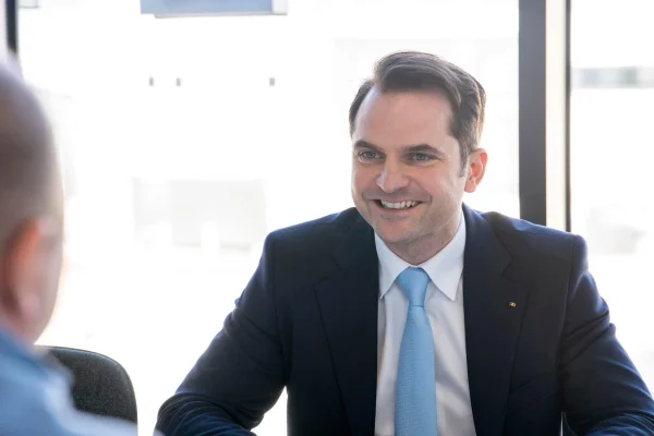 Sebastian Burduja, apel de proiecte în valoare de 300 de milioane de lei pentru industria românească. Cum pot fi accesate fondurile