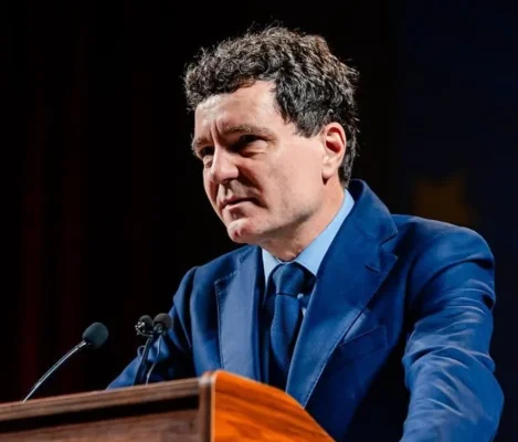 Negocieri pentru formarea noului Guvern. Consultările cu liderii politici la Cotroceni, pe ore