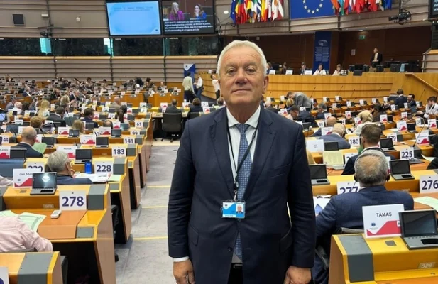 Primarul Buzăului, Constantin Toma: ”Erau pe feude, fiecare avea câte o bucăţică din oraş. Ciolacu mă cheamă la partid şi îmi spune că-mi retrage sprijinul politic”