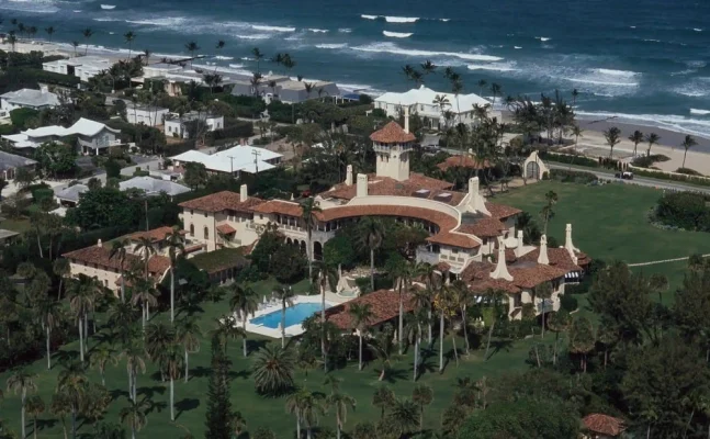 Trump a raportat venituri de peste 600 de milioane de dolari din criptomonede, cluburi de golf şi alte afaceri