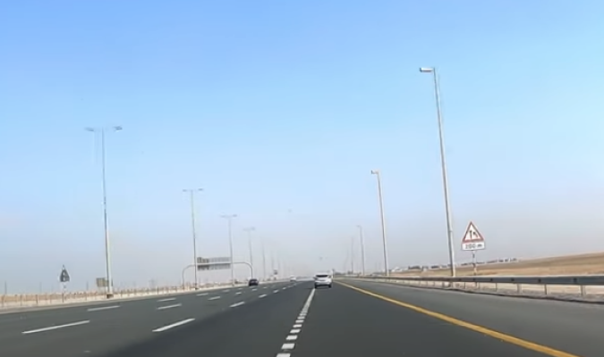 Autostradă muzicală care redă „Oda bucuriei”, la o viteză constantă de aproximativ 100 km/oră, inaugurată în Emiratele Arabe Unite