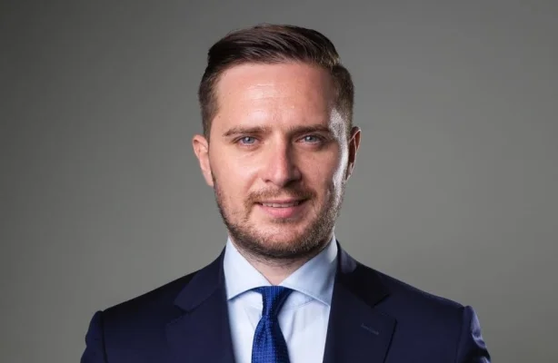 Primarul interimar al Capitalei: „Bolojan a demonstrat, prin rezultate, că administraţia poate fi modernizată cu viziune şi curaj” VIDEO