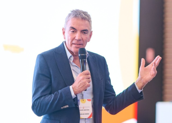Anastasiu: Ce intenţionăm noi este să nu mai dăm compensările de la Guvern către unităţile administrative teritoriale, dacă nu se eficientizează / Din 1338 de companii, 200 fac 96% din cifra de afaceri şi 1100 şi ceva, unele profitabile, unele nu