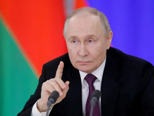 Putin, 25 ani de la primul mandat de președinte al Rusiei. Fostul său șef KGB: „Un agent mediocru”