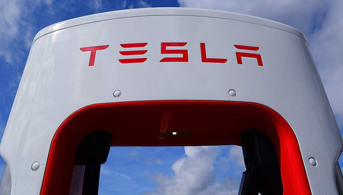 Tesla se lansează pe piaţa din India și va concura în principal cu giganţii germani, cum ar fi BMW şi Mercedes-Benz