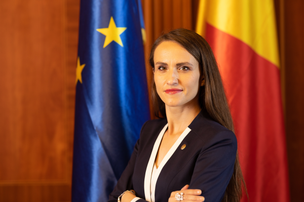 Oana Țoiu a RĂBUFNIT: Funcționari din primării de comune, detașați la Ministerul de Externe